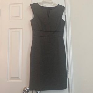 Size 4 Antonio Melani sheath dress in gray
